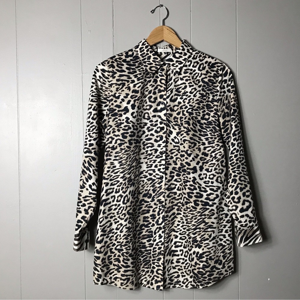 CHICO'S LEOPARD PATTERN NO IRON BUTTON DOWN SHIRT 100% COTTON WOMENS SIZE SMALL